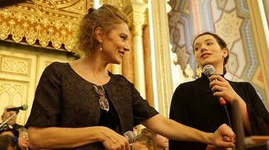 Maia Morgenstern, despre reuşita fiicei ei Cabiria la Facultatea de Teatru: Sărbătoreşte sărbătorile de sărbătorit, trăieşte
