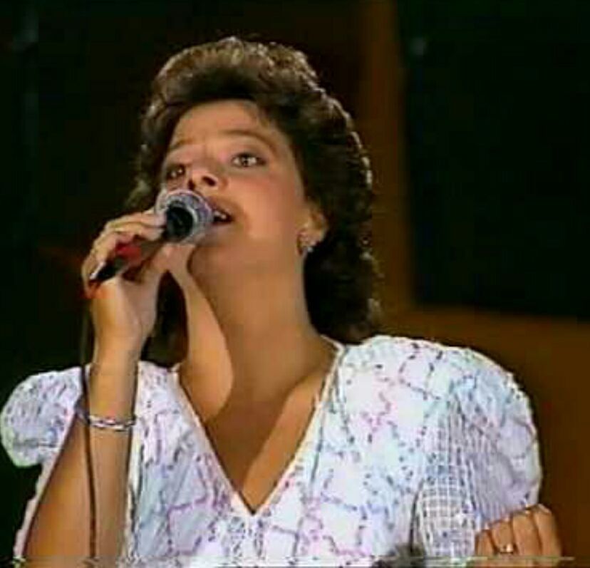 Cântăreaţa Marina Scupra a murit la vârsta de 49 de ani