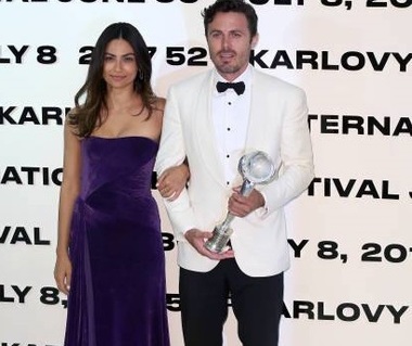 Soţia lui Casey Affleck, Summer Phoenix, a depus actele de divorţ 