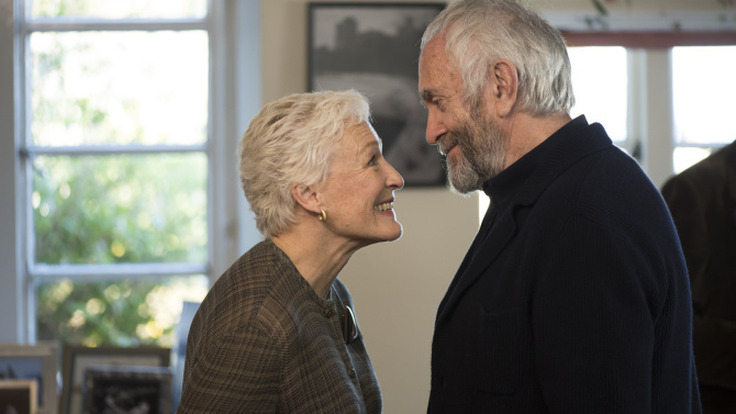 Pelicula “The Wife”, cu Glenn Close şi Jonathan Pryce, va încheia ediţia de anul acesta a Festivalului de Film de la San Sebastián