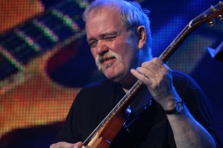 Chitaristul jazz John Abercrombie a murit la vârsta de 72 de ani din cauza unui atac de cord