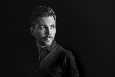 INTERVIU - Regizorul Daniel Sandu, despre ”Un pas în urma serafimilor”: Lipsa păcatelor unui om sau personaj îl face cel puţin dubios şi cumva neverosimil