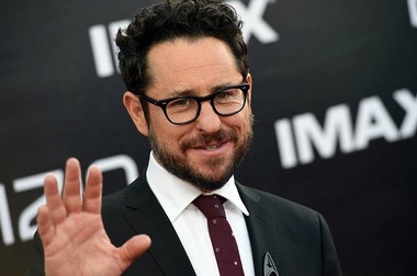 JJ Abrams va regiza "Star Wars: Episode IX"