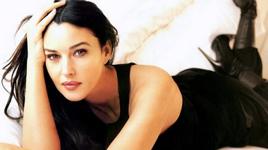 Monica Bellucci va primi un trofeu onorific la Mumbai Film Festival. Regizorul John Madden va prezida juriul