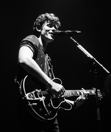 Cântăreţul canadian Shawn Mendes, marele câştigător al MTV Europe Music Awards - VIDEO