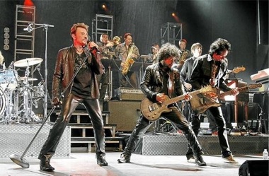 Johnny Hallyday a fost externat şi a revenit în casa lui din Paris