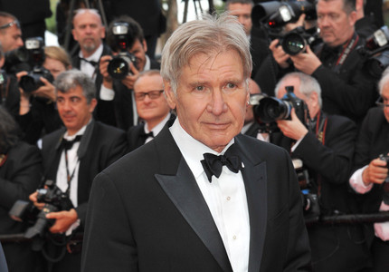 Actorul Harrison Ford a intervenit pentru salvarea unei femei dintr-un accident de maşină
