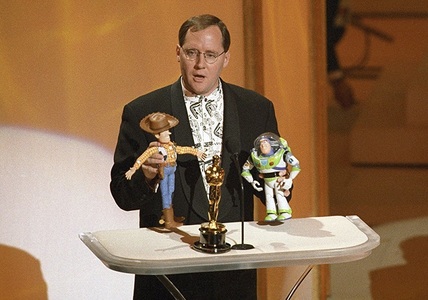 John Lasseter, unul dintre fondatorii Pixar, ia o pauză în urma apariţiei mai multor plângeri privind comportamentul lui