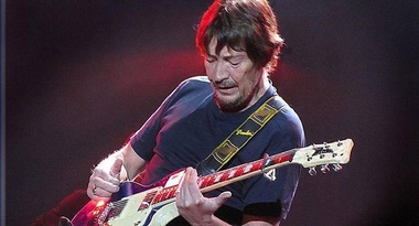 Chris Rea s-a prăbuşit pe scena teatrului din Oxford. Starea sa este stabilă 