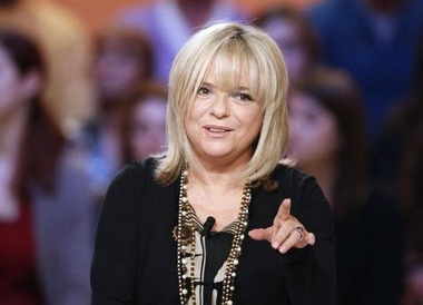 Cântăreaţa France Gall a fost spitalizată din cauza unei infecţii severe