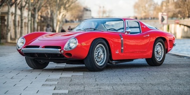 Maşina Iso Grifo a lui Johnny Hallyday a fost estimată la 3 milioane de euro şi va fi scoasă la licitaţie la Sotheby's