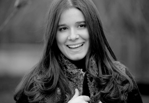 Kira Hagi, premiată de L.A. Film Awards pentru scurtmetrajul „Fragile”. Ambasada SUA o felicită pentru performanţă