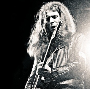 Eddie Clarke, fost chitarist al trupei Motörhead, a murit la vârsta de 67 de ani