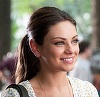 Actriţa Mila Kunis a primit titlul „Femeia anului” din partea Universităţii Harvard