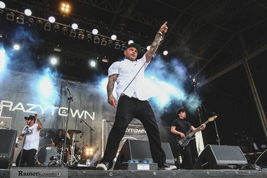Recomandări pentru weekend în Bucureşti: Concert Crazy Town, Oscar Wekend şi premiera cinematografică a filmului „Pororoca”