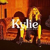 Kylie Minogue revine în muzică, după trei ani de la apariţia celui mai recent album al ei
  