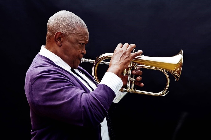 Hugh Masekela, o legendă a muzicii jazz, a murit la vârsta de 78 de ani