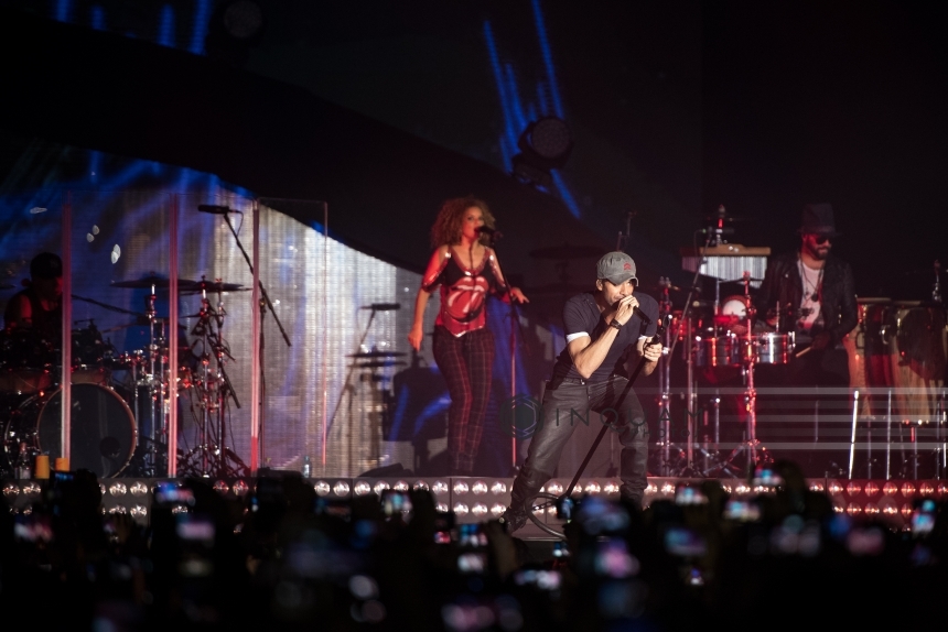 Enrique Iglesias a dat în judecată Universal Music Group şi cere „milioane de dolari”, echivalentul veniturilor din streaming care i se cuvin
