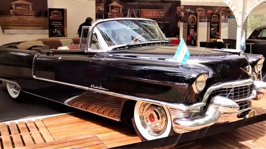 Cadillacul decapotabil al fostului lider argentinian Juan Domingo Perón, piesă de muzeu

