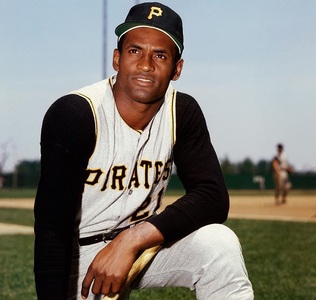 Regizorul documentarului „O.J.: Made in America” premiat cu Oscar va filma o biografie a jucătorului de baseball Roberto Clemente