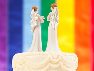 Un cofetar din California poate refuza, din raţiuni religioase, să facă torturi pentru cuplurile de acelaşi sex