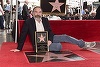 Mandy Patinkin, cunoscut din serialul de televiziune „Homeland”, a primit o stea pe Walk of Fame din Hollywood. Actorul a susţinut cauza refugiaţilor