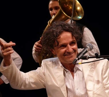 Goran Bregović va reveni în luna septembrie la Bucureşti cu spectacolul „Three Letters From Sarajevo”