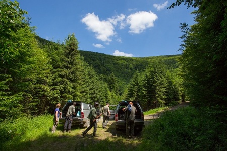 Documentarul „România neîmblânzită” va rula de vineri în cinematografe din peste 30 de oraşe din ţară

