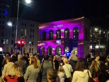 Spotlight 2018 a debutat cu muzică, dans şi lumini, în prezenţa a aproximativ 1.000 de persoane – VIDEO, FOTO