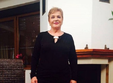 Interpreta de muzică populară Ionela Prodan a murit. Fiica sa: Putem plânge, ştiind că a plecat, sau putem zâmbi, ştiind că a trăit cu adevărat. Cauza decesului, potrivit medicilor