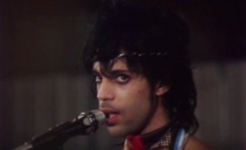 Versiunea originală de studio a piesei "Nothing compares 2 U" a lui Prince a fost lansată pe YouTube - VIDEO