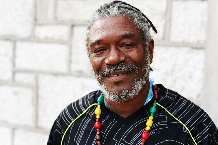 Artistul reggae jamaican Horace Andy, colaborator al trupei Massive Attack, va susţine un concert la DokStation