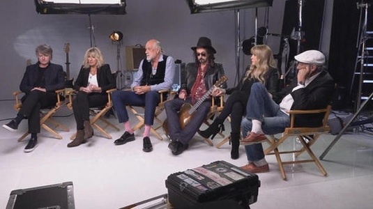Chitaristul Lindsey Buckingham a părăsit Fleetwood Mac din cauza unei dispute legate de viitorul turneu nord-american