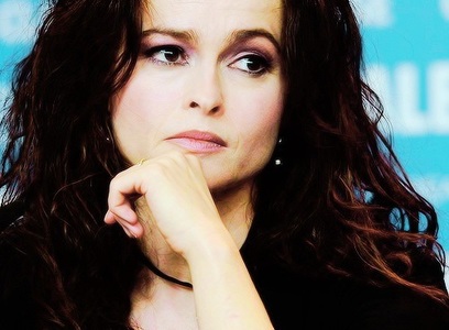 Helena Bonham Carter o va interpreta pe prinţesa Margaret în a treia serie a dramei "The Crown"