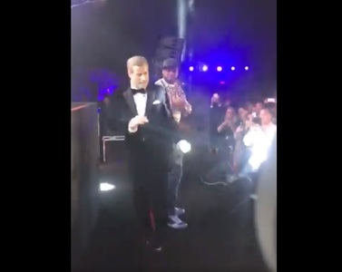 John Travolta a dansat alături de rapperul 50 Cent la Festivalul de Film de la Cannes – VIDEO
