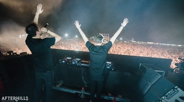 Dreamcatcher cu diametru de nouă metri, construit la Iaşi în cadrul Festivalului AFTERHILLS; organizatorii încearcă să stabilească un nou record mondial 
