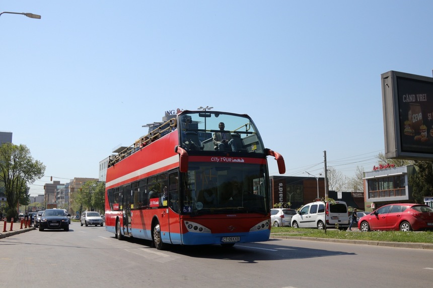 Plimbări cu autobuzele supraetajate, vizite la nava-şcoală Mircea şi o paradă la care vor lua parte inclusiv militari americani şi britanici, de Ziua Constanţei