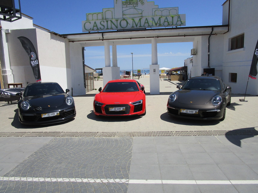 O sută de maşini exclusiviste, printre care şi un Ferrari de peste două milioane de euro, vor putea fi admirate în această vară în Mamaia

