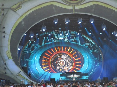 Peste 58.000 de persoane au fost prezente în cea de-a treia zi a Festivalului Neversea; Armin van Buuren a stat pe scenă aproape cinci ore