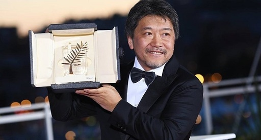 Ethan Hawke şi Juliette Binoche vor juca în următorul film al regizorului Hirokazu Kore-eda premiat cu Palme D'or 2018