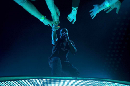 Drake este rapperul cu cele mai multe single-uri care au ajuns pe primul loc în Billboard Hot 100