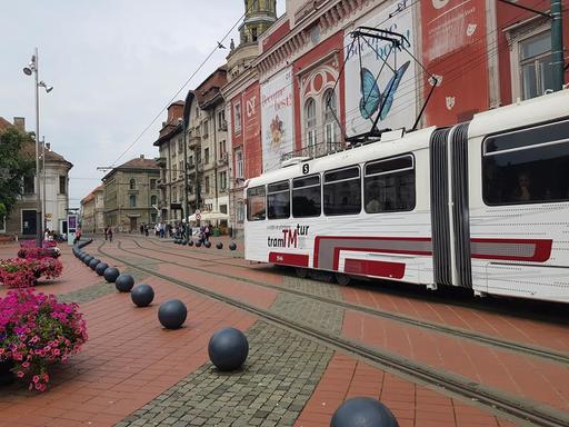 La Timişoara, în fiecare duminică va circula un tramvai turistic. FOTO