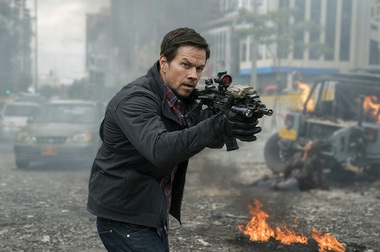 Filmul de acţiune „Mile 22”, cu Mark Wahlberg şi John Malkovich, pe marile ecrane româneşti din 12 octombrie