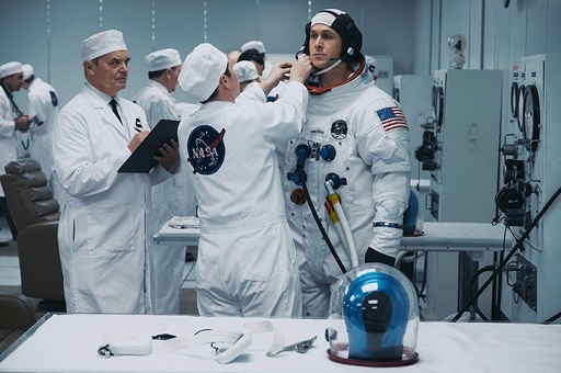 Lungmetrajul „First Man”, cu Ryan Gosling, debut sub aşteptări în box office-ul nord-american. „Venom”, cu Tom Hardy, s-a menţinut pe primul loc