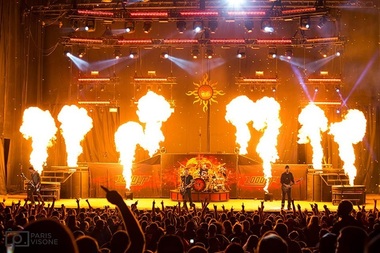 Godsmack şi-a amânat turneul european din cauza morţii subite a fiului chitaristului Tony Rombola