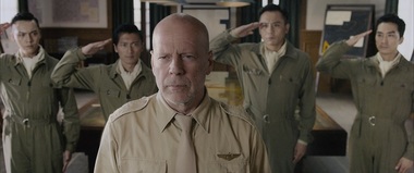 Lansarea thrillerului „Air Strike”, cu Bruce Willis şi Fan Bingbing, anulată în urma scandalului din China legat de evaziunea fiscală