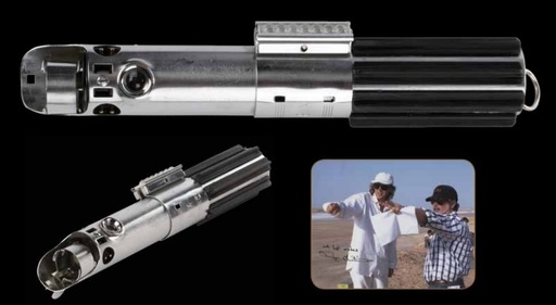 Sabia cu laser a lui Luke Skywalker din primul film al seriei "Star Wars", scoasă la licitaţie 