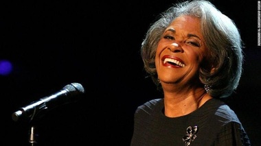 Cântăreaţa de jazz Nancy Wilson, laureată cu Grammy, a murit la vârsta de 81 de ani