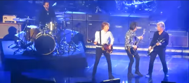Paul McCartney, pe scenă alături de Ringo Starr şi Ronnie Wood - VIDEO