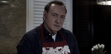 Kevin Spacey a publicat un videoclip intitulat "Let me be Frank", ca urmare a anunţului că va fi inculpat de atentat la pudoare
